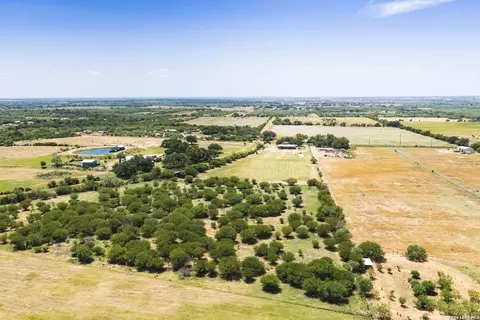 1100 County Road 669, Devine, TX 78016 photo 44