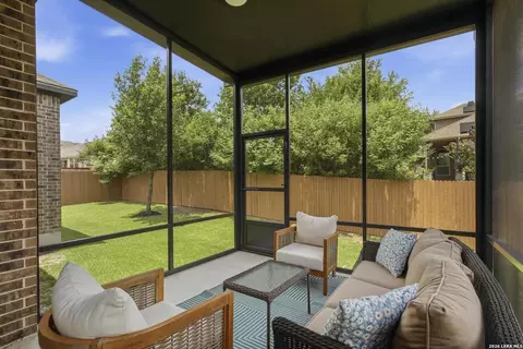 9807 Monken, Boerne, TX 78006