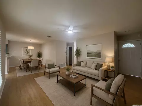 1303 Klondike St, San Antonio, TX 78245