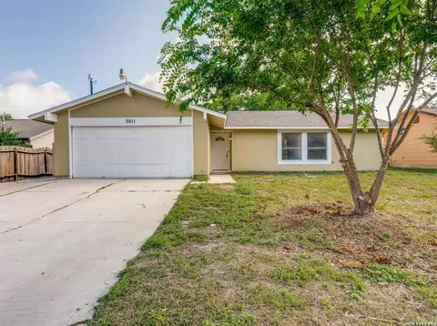 5611 Green Manor St, San Antonio, TX 78223