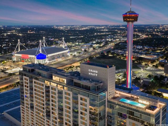 610 E Market UNIT 3304, San Antonio, TX 78205