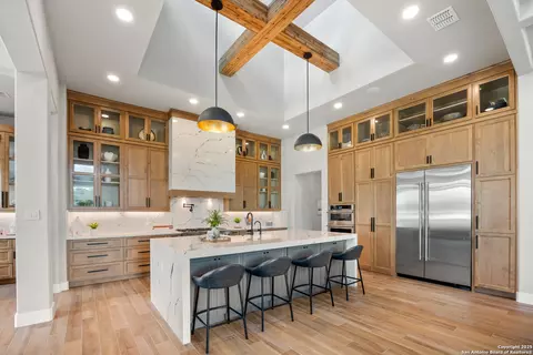 10022 Cates Crk, San Antonio, TX 78255