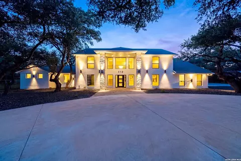 412 Cliffside Dr, Shavano Park, TX 78231