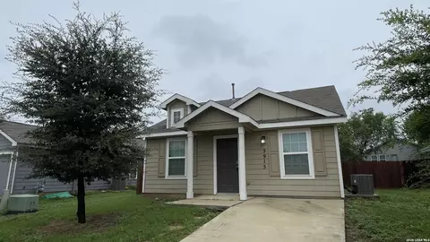 5915 Lady Ln, San Antonio, TX 78242