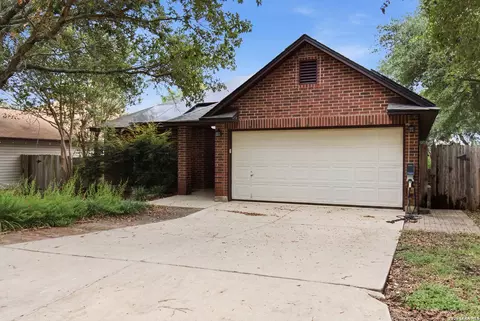 16172 Walnut Creek Dr, San Antonio, TX 78247