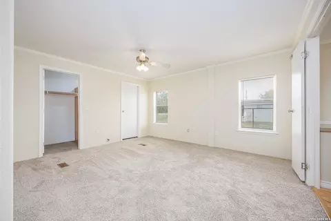 5004 Apache Moon, Spring Branch, TX 78070 photo 12