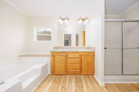 5004 Apache Moon, Spring Branch, TX 78070 photo 17
