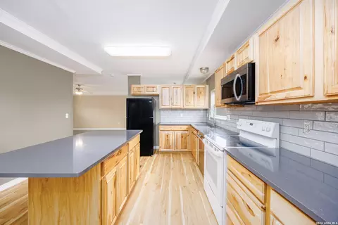 5004 Apache Moon, Spring Branch, TX 78070 photo 21
