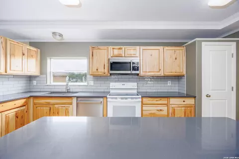 5004 Apache Moon, Spring Branch, TX 78070 photo 23