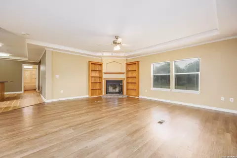 5004 Apache Moon, Spring Branch, TX 78070 photo 9