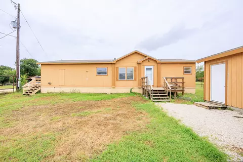 5004 Apache Moon, Spring Branch, TX 78070 photo 4