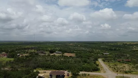 314 Roosevelt St, El Indio, TX 78860