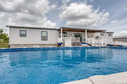 115 Horseshoe Dr, Mathis, TX 78368 photo 18