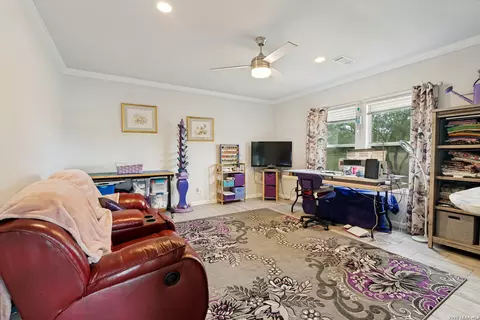115 Horseshoe Dr, Mathis, TX 78368 photo 3