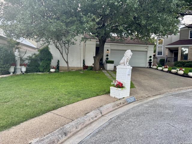 16207 Garden Oaks St, San Antonio, TX 78232