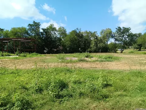 8080 W 3rd St #LOT 2, Somerset, TX 78069