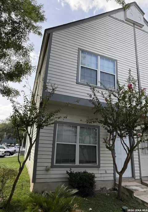 1927 Crossgate Park, San Antonio, TX 78247