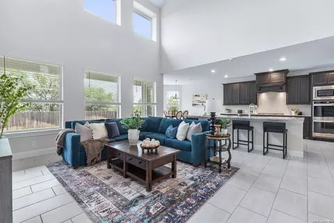 309 Valiant Vly, Cibolo, TX 78108