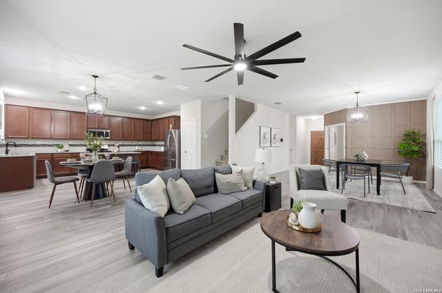456 Nova Zembla, New Braunfels, TX 78130
