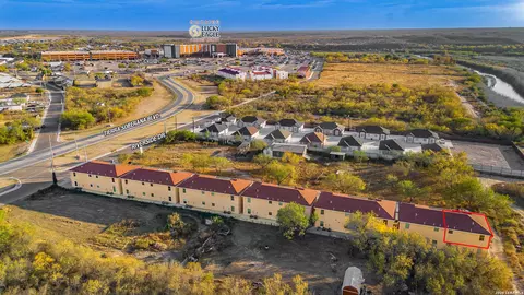 391 Riverside UNIT 23, Eagle Pass, TX 78852