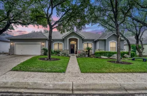 18230 Crystal Ridge Dr, San Antonio, TX 78259