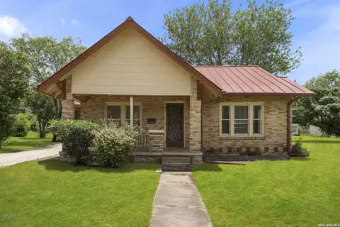 330 Bailey Ave, San Antonio, TX 78210