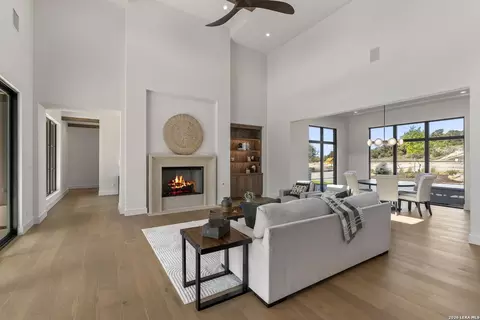 Living - 258 Mitchell Dr, Spring Branch, TX 78070 photo 2 of 3