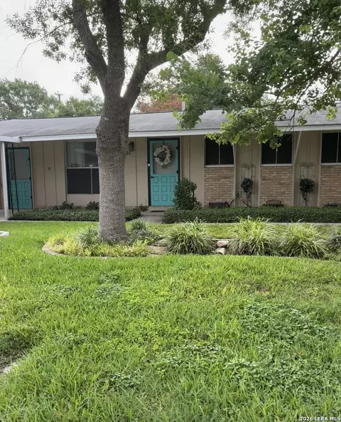 8306 Staton Dr, San Antonio, TX 78224