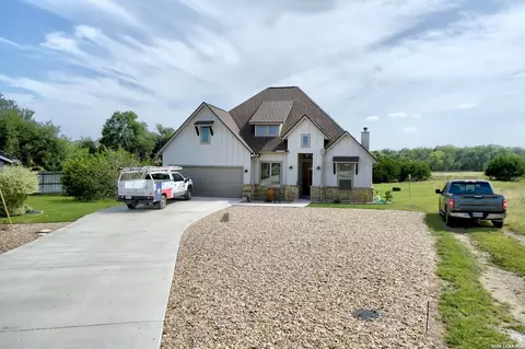 Exterior - 116 Manuel Herrera, Blanco, TX 78606 photo 4 of 5