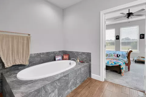 Bath - 116 Manuel Herrera, Blanco, TX 78606 photo 6 of 7