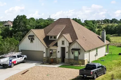 116 Manuel Herrera, Blanco, TX 78606
