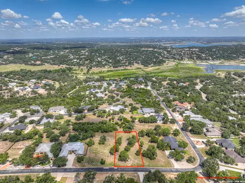 1613 Bella, Canyon Lake, TX 78133