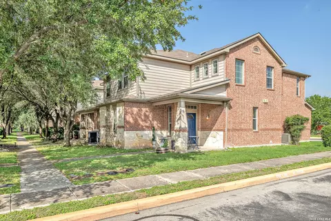 2502 Grayson Cir, San Antonio, TX 78232