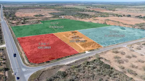 6286 Fm 2146, Jourdanton, TX 78026