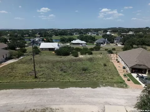106 Daniel Jackson, Blanco, TX 78606 photo 2