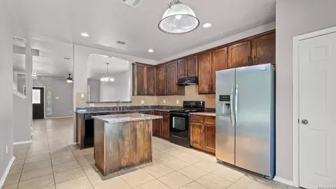 737 Fountain Gate, Cibolo, TX 78108