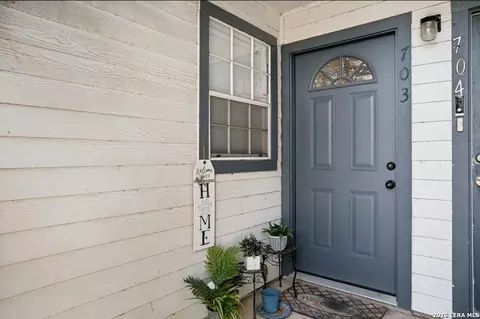 11311 Sir Winston #703, San Antonio, TX 78216
