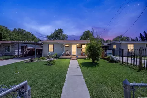 114 Smallwood Dr, San Antonio, TX 78210