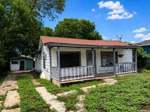423 N San Ignacio Ave, San Antonio, TX 78228