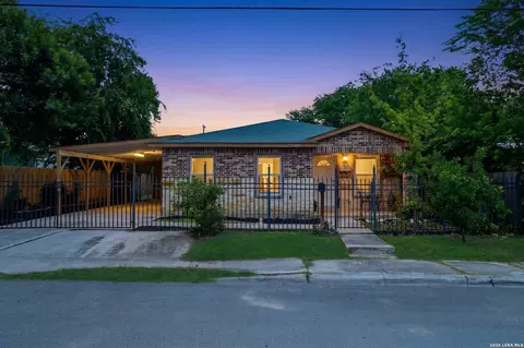 1311 Rivas St, San Antonio, TX 78207