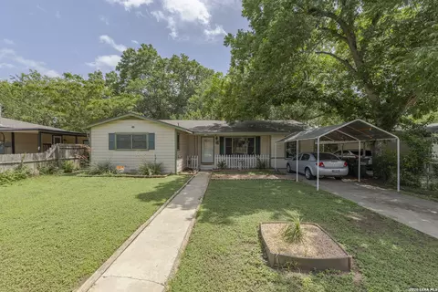 517 Uhland Rd, San Marcos, TX 78666