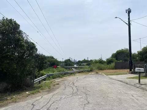 1315 Monterey St, San Antonio, TX 78207