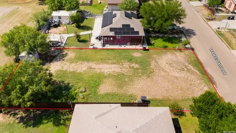 2825 Frances Gates Loop, Eagle Pass, TX 78852 photo 8