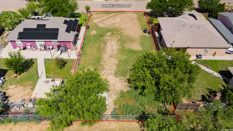 2825 Frances Gates Loop, Eagle Pass, TX 78852 photo 6