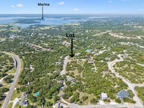 194 Night Hawk Ln, Canyon Lake, TX 78133