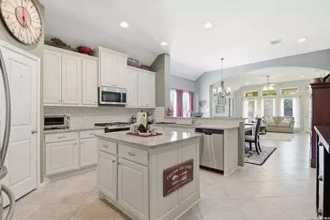 2431 Merritt Vis, San Antonio, TX 78253