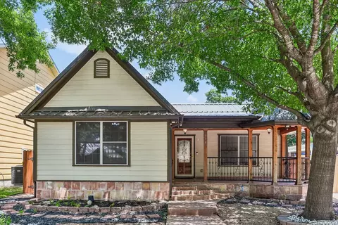 614 Claude W Black, San Antonio, TX 78203