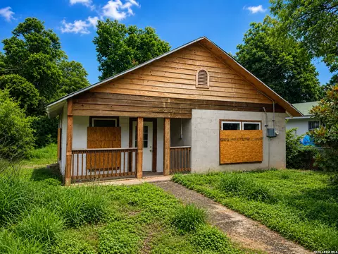 2104 S Navidad St, San Antonio, TX 78207