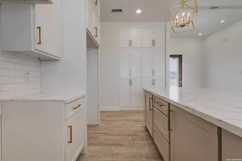 Kitchen - 3132 Jacob Jacob Dr, Eagle Pass, TX 78852 photo 5 of 5