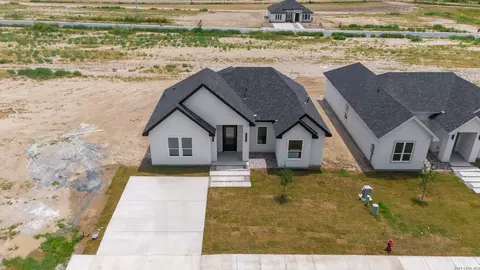 View/Area - 3132 Jacob Jacob Dr, Eagle Pass, TX 78852 photo 1 of 6